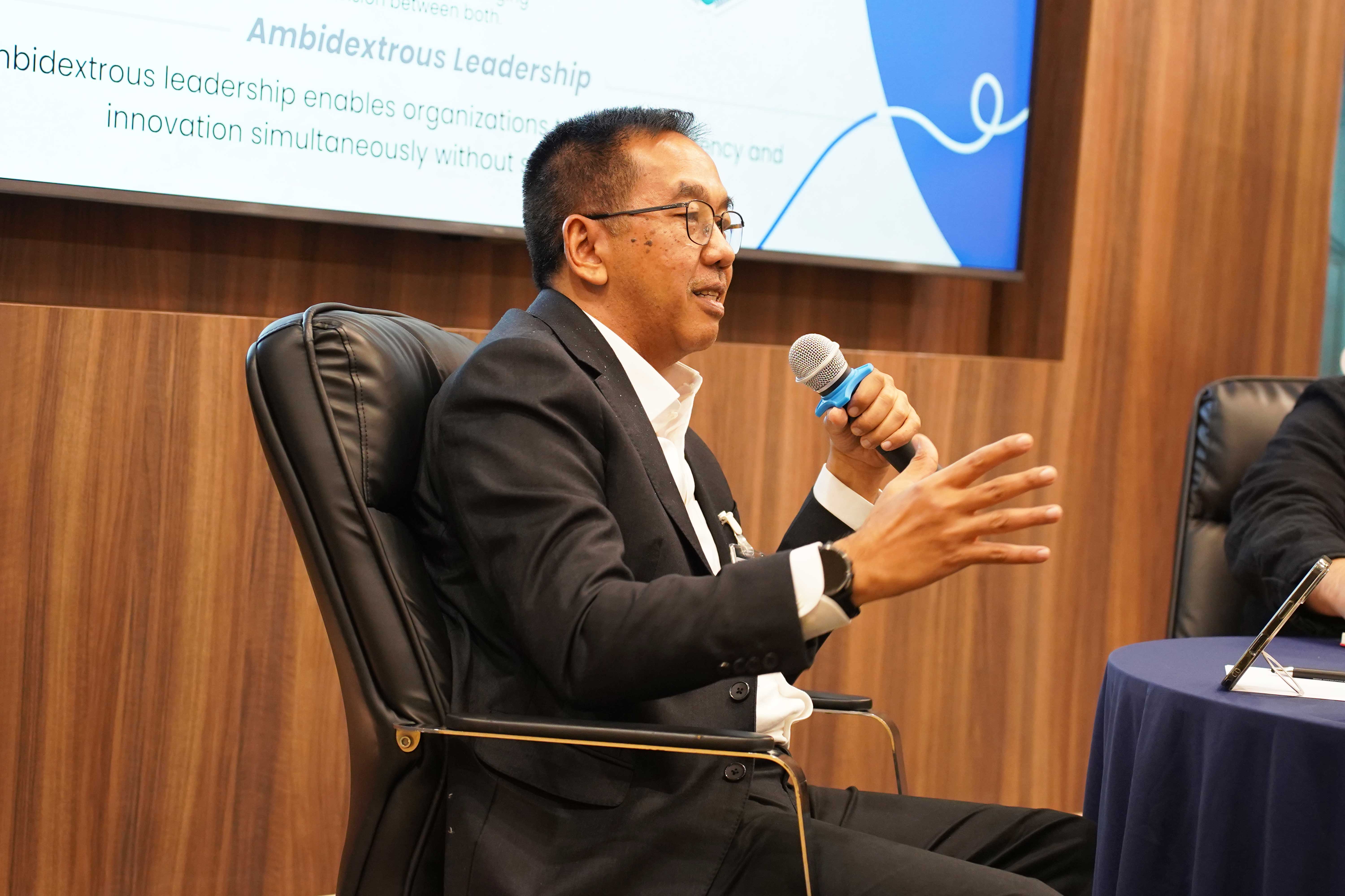 CEO Speaks on Leadership with Muhammad Awaluddin (President Director PT. Jasa Raharja)