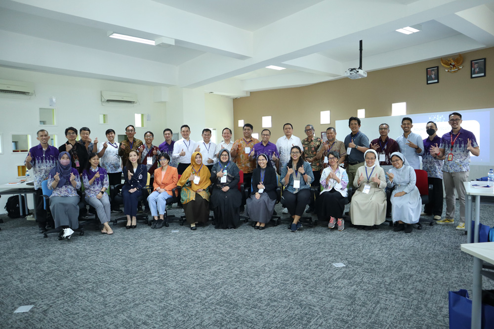 [Sokrates] Batch 2: Roundtable Discussion about School Digital Transformation with President Director of BINUS School Education